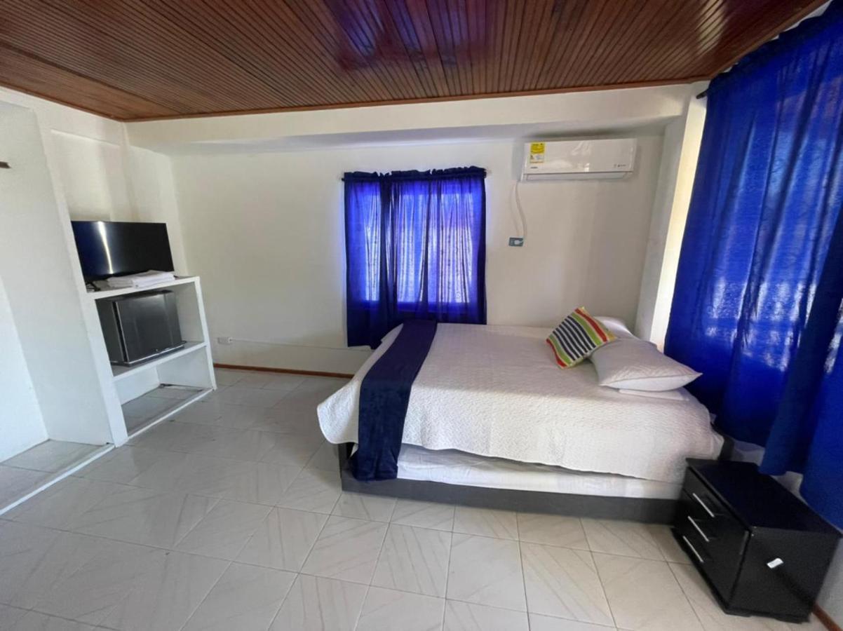 Aparthotel Topper House *