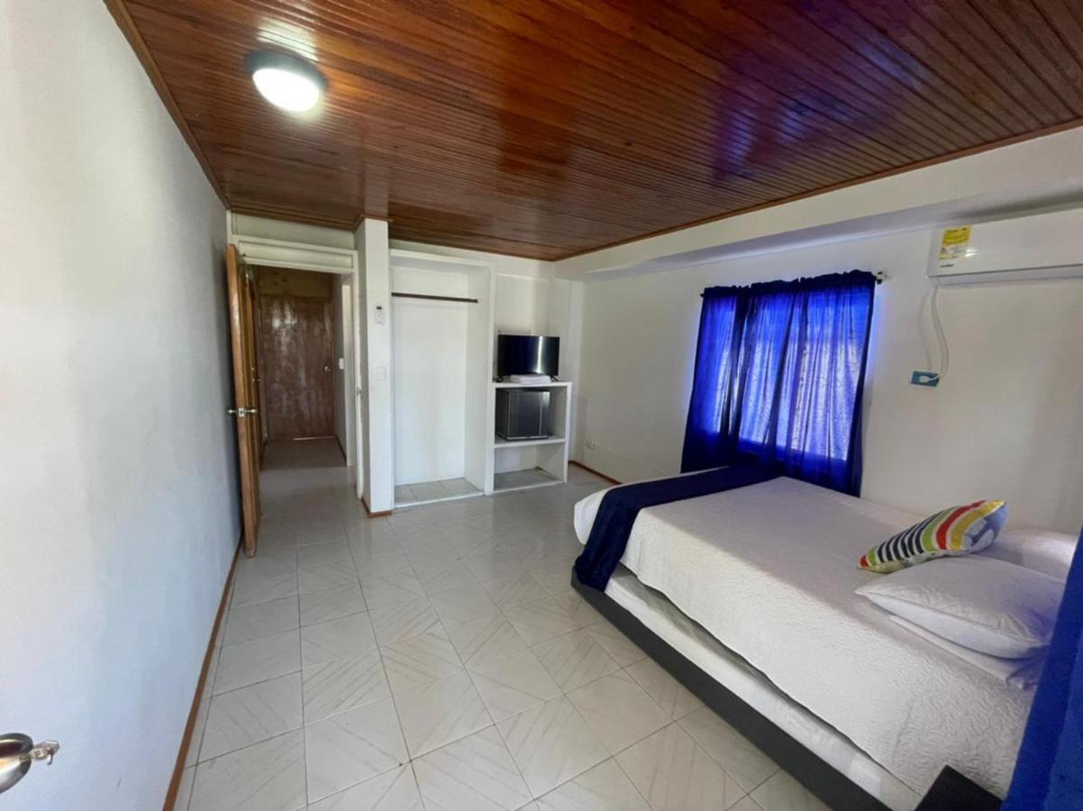 Topper House Aparthotel *