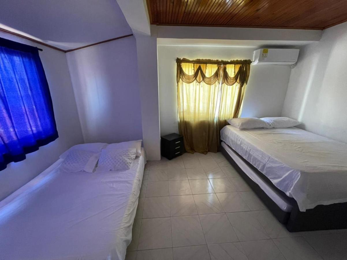 Topper House Aparthotel *