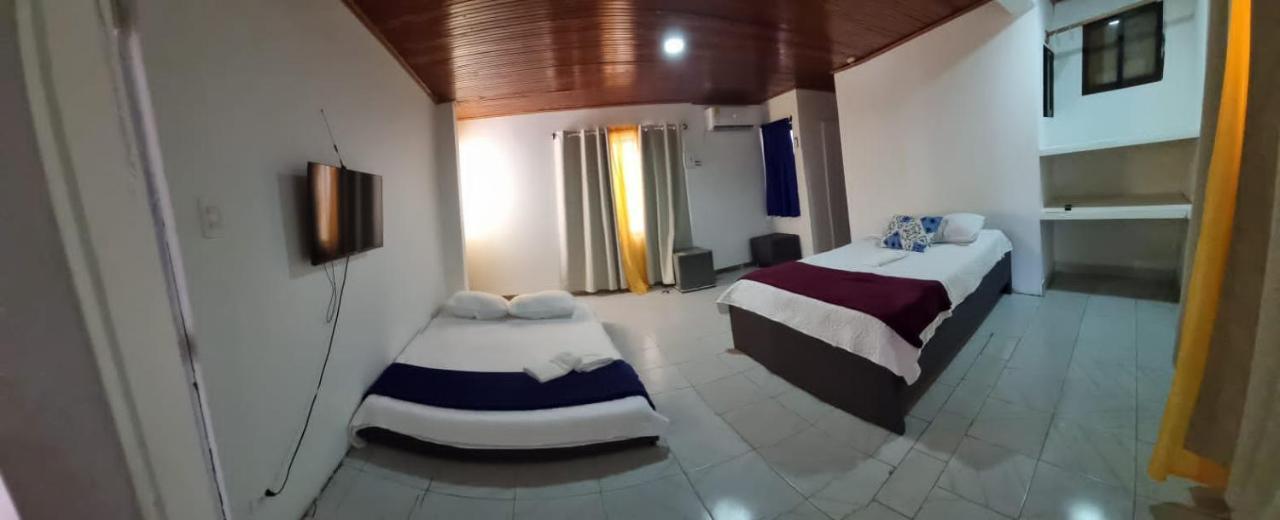 Topper House Aparthotel San Andrés